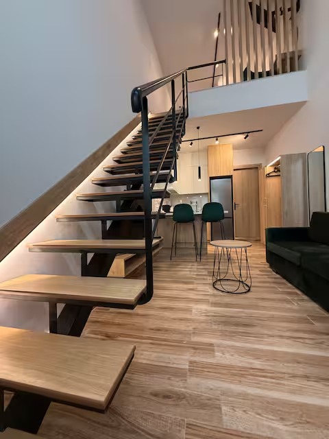 Ethra Suite 7 VOLOS4